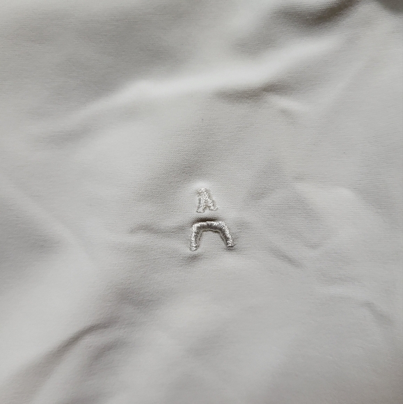 Aday Something Borrowed White Shirt With Face Design Size Small - Picture 14 of 14